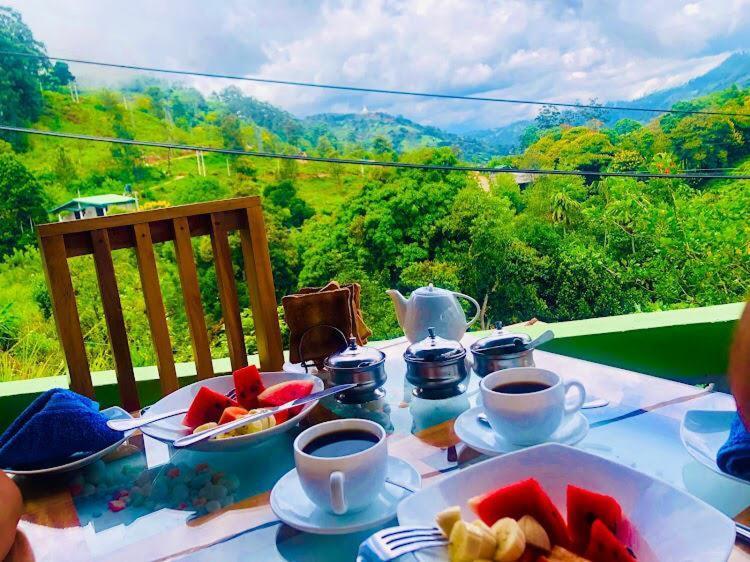 Ceylan Crest Ella Hotel Екстериор снимка